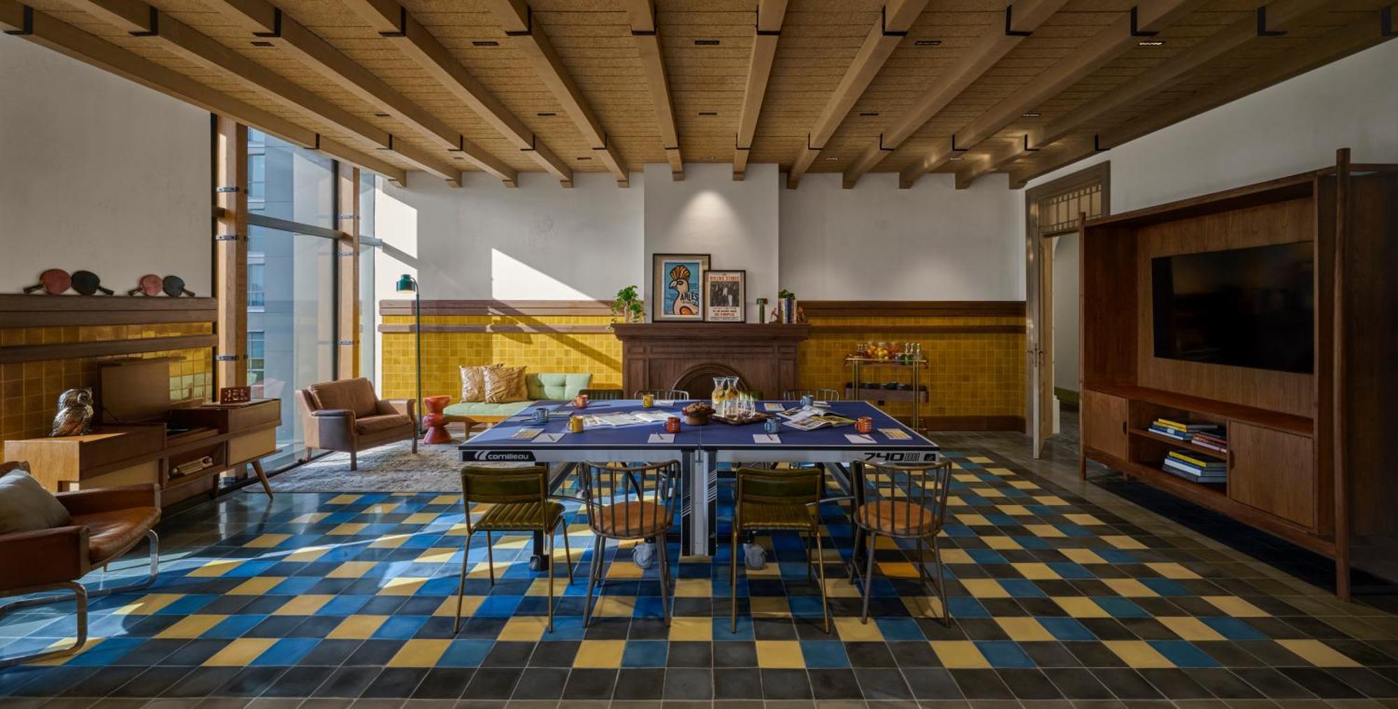 25Hours Hotel Jakarta The Oddbird المظهر الخارجي الصورة