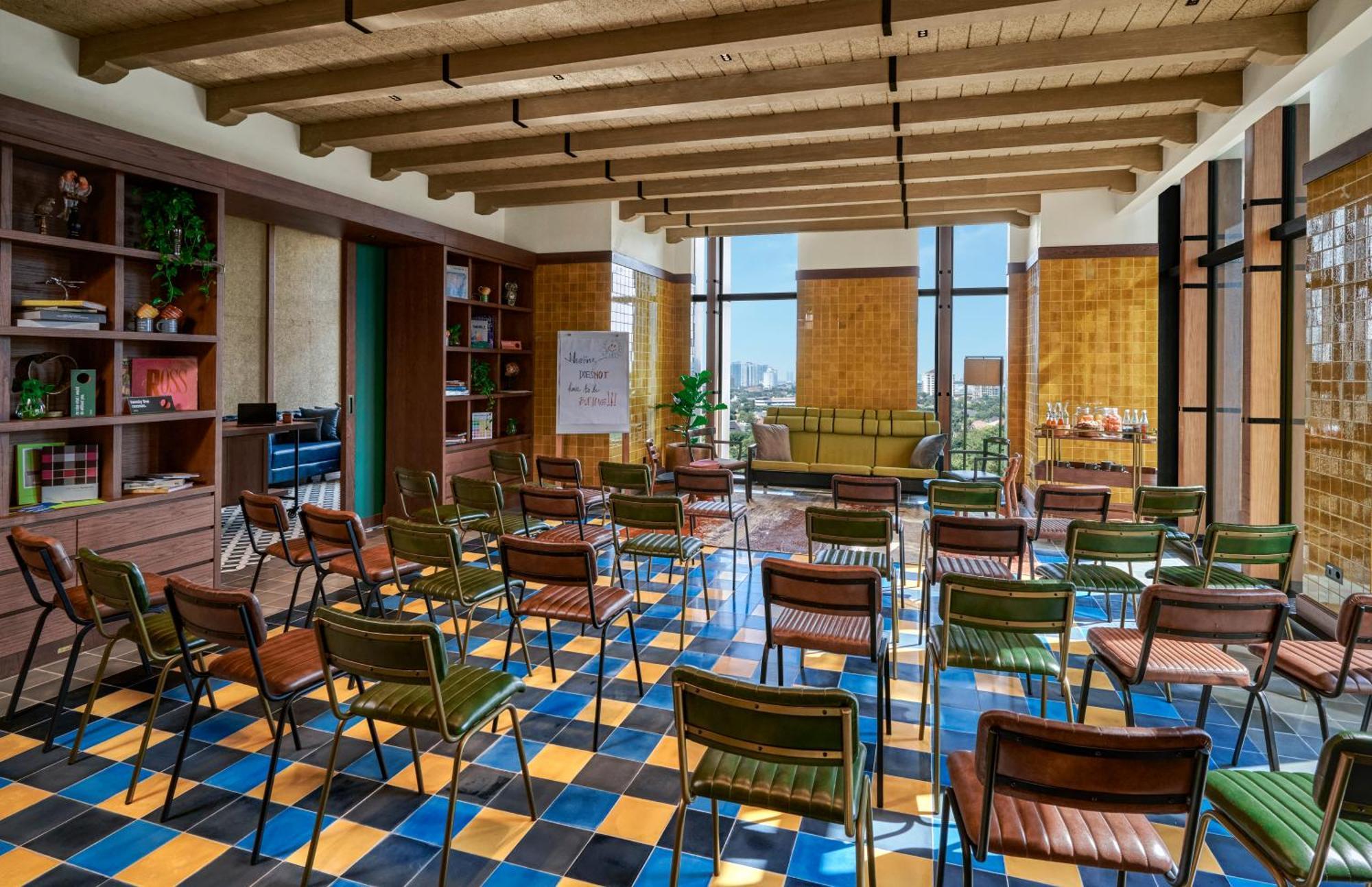 25Hours Hotel Jakarta The Oddbird المظهر الخارجي الصورة